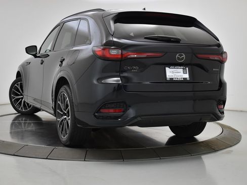 Certified 2026 MAZDA CX-70 3.3 Turbo S w/ Premium Package AWD/4WD image 9