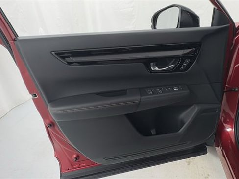 Used 2025 Honda CR-V Sport Touring image 19