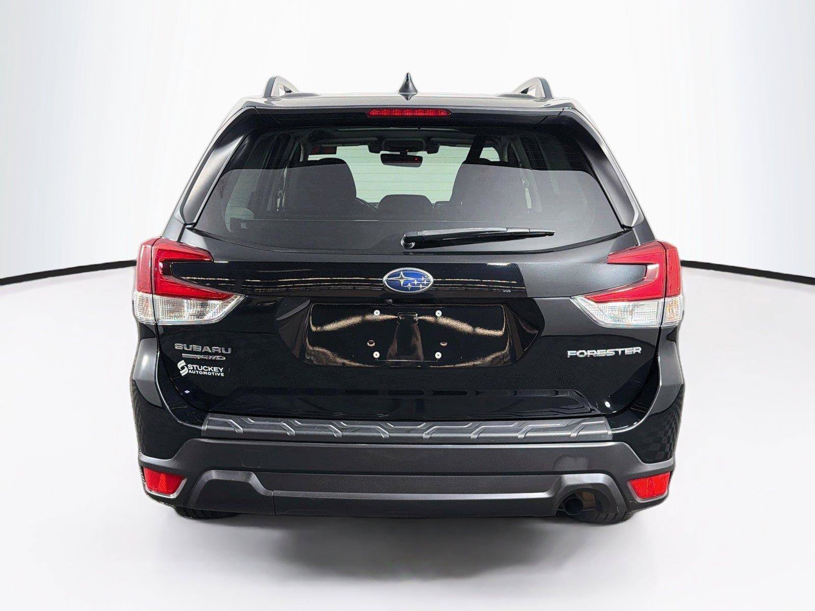 Used 2020 Subaru Forester Premium AWD/4WD image 10