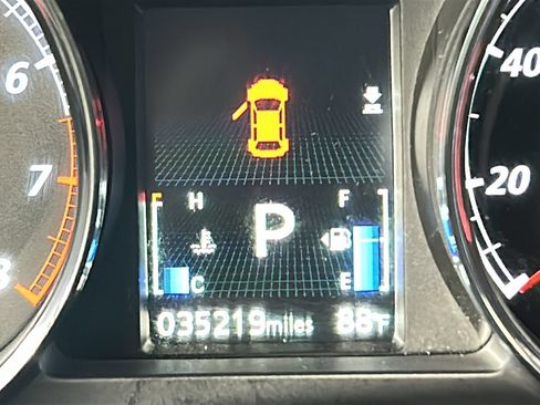 Used 2025 Mitsubishi Outlander Sport LE AWD/4WD image 21