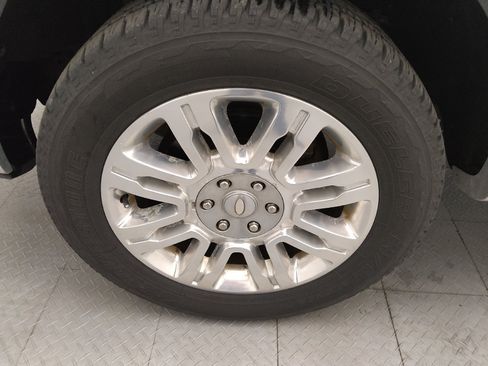 Used 2013 Ford F150 Platinum RWD image 31
