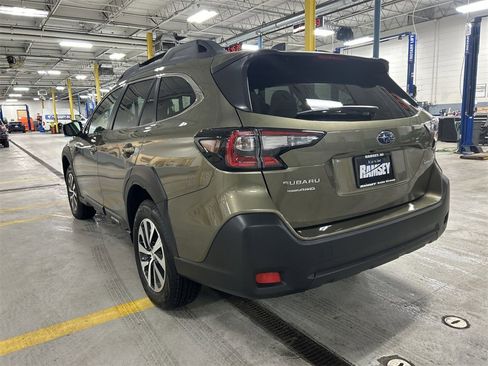 Certified 2025 Subaru Outback Premium image 6
