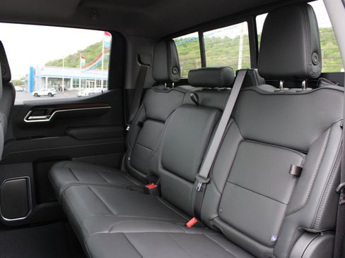 New 2026 GMC Sierra 1500 Denali image 17