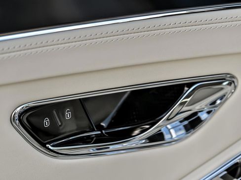 New 2026 Bentley Continental GTC image 26