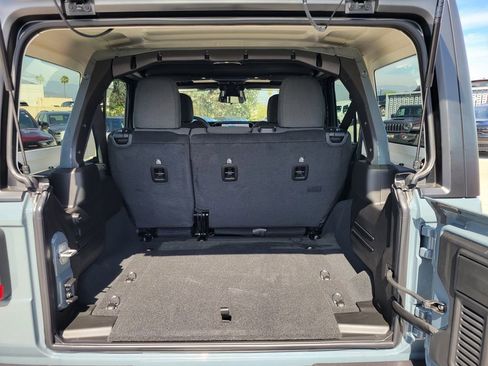 New 2026 Jeep Wrangler Unlimited Rubicon w/ Safety Group image 18