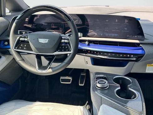 Used 2027 Cadillac Optiq Sport w/ LPO, Floor Liner Package AWD/4WD image 2