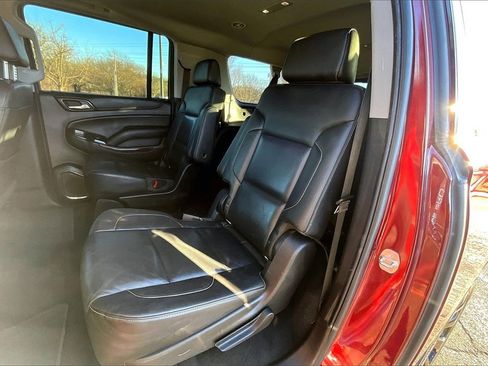 Used 2019 GMC Yukon XL SLT image 26