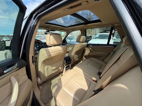 Used 2012 BMW X5 xDrive35d image 8