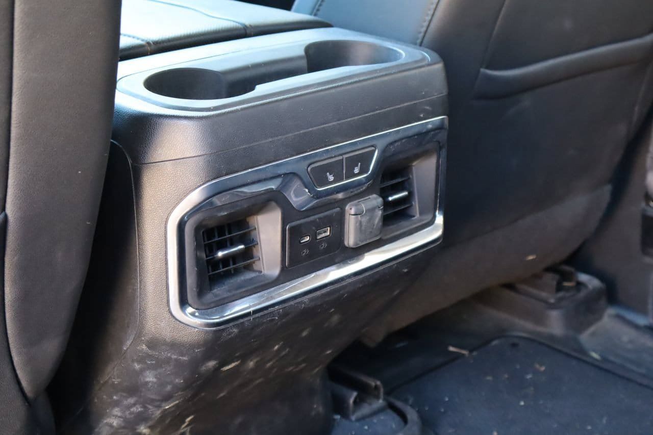 Used 2023 GMC Sierra 3500 AT4 w/ AT4 Premium Plus Package AWD/4WD image 19