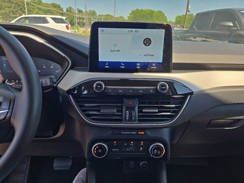 Used 2021 Ford Escape SE FWD image 8