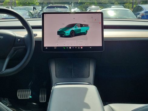Used 2022 Tesla Model Y Performance AWD/4WD image 23