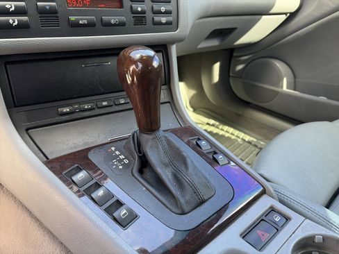 Used 2006 BMW 325Ci Convertible image 14