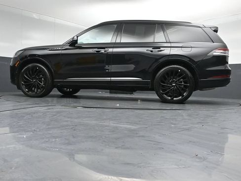 Certified 2025 Lincoln Aviator Reserve w/ Equipment Group 201A AWD/4WD image 41