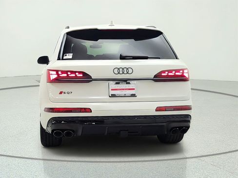 New 2026 Audi SQ7 Prestige AWD/4WD image 6