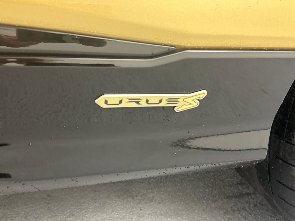 Used 2024 Lamborghini Urus S AWD/4WD image 27