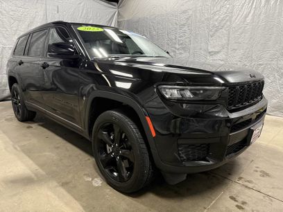 Used 2023 Jeep Grand Cherokee L Laredo