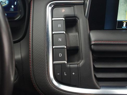 Used 2022 Chevrolet Tahoe RST w/ Luxury Package image 13