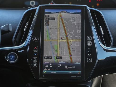 Used 2021 Toyota Prius Prime XLE FWD image 17