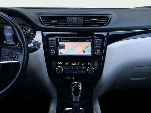 Used 2018 Nissan Rogue Sport SL w/ SL Premium Package AWD/4WD image 24