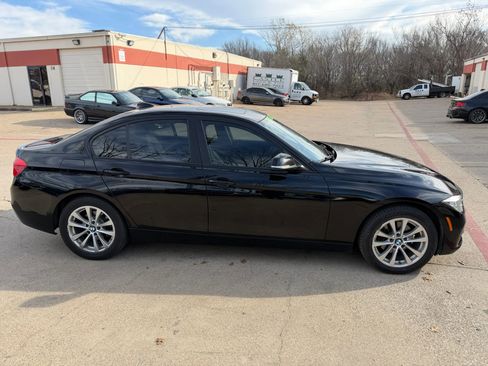 Used 2017 BMW 320i xDrive Sedan image 4