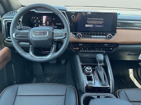 Used 2026 GMC Canyon AT4 w/ AT4 Premium Package image 11