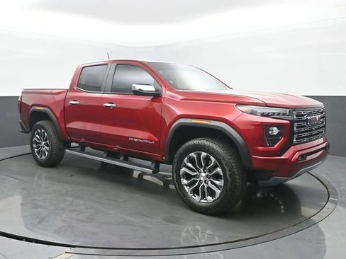 Used 2023 GMC Canyon Denali AWD/4WD image 7
