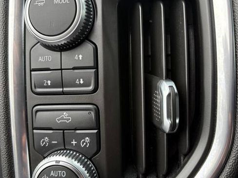 Used 2020 GMC Sierra 1500 SLE w/ X31 Off-Road Package image 15