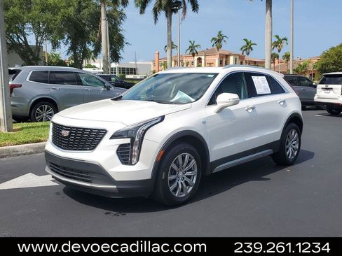 Used 2022 Cadillac XT4 Premium Luxury w/ Safety Alert Package FWD image 1