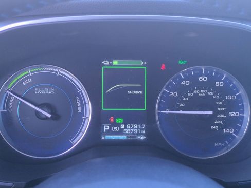 Used 2023 Subaru Crosstrek Hybrid w/ Moonroof Package w/Navigation image 22