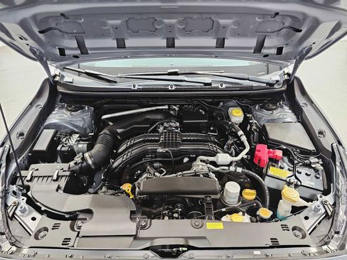 Used 2025 Subaru Impreza 2.0i image 9