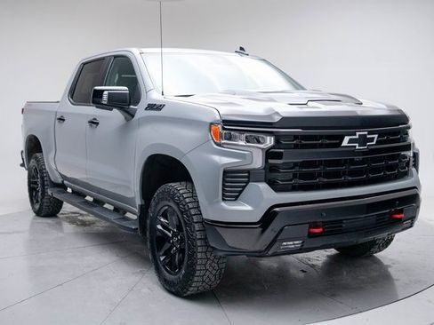 Used 2024 Chevrolet Silverado 1500 LT Trail Boss w/ Convenience Package II image 10