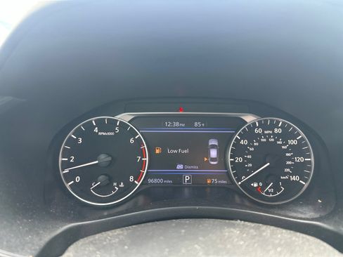 Used 2021 Nissan Altima 2.5 SR FWD image 11