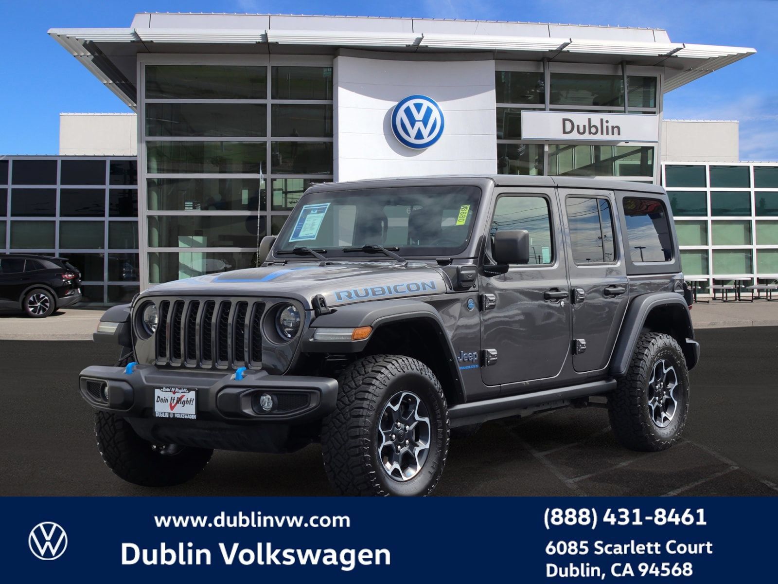 Used 2023 Jeep Wrangler Unlimited Rubicon 4xe w/ Cold Weather Group AWD/4WD image 8