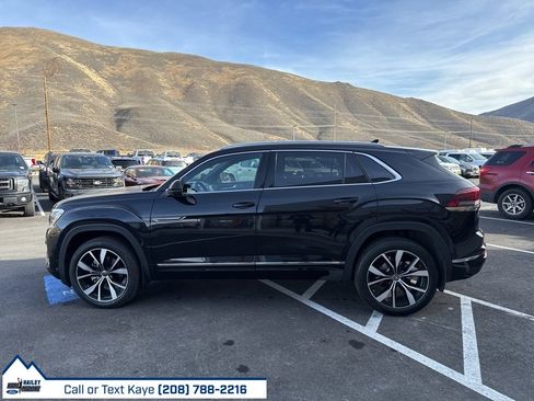 Used 2024 Volkswagen Atlas Cross Sport SEL Premium R-Line image 7