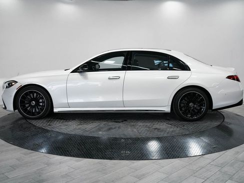 Used 2023 Mercedes-Benz S 500 4MATIC w/ AMG Line image 4