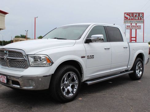 Used 2018 RAM 1500 Laramie w/ Convenience Group image 7