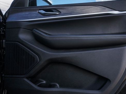 New 2025 Jeep Grand Cherokee Limited image 9