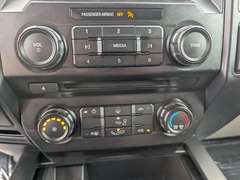 Used 2018 Ford F150 XL w/ Equipment Group 101A Mid AWD/4WD image 20