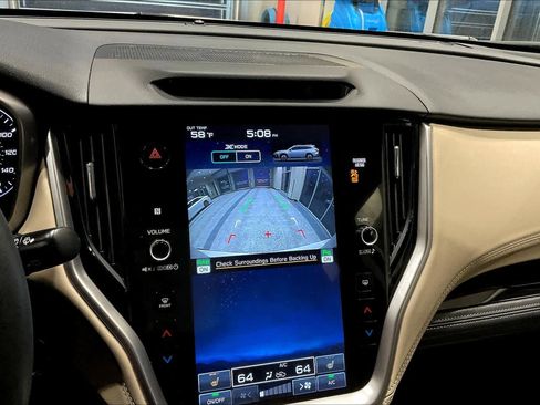 Used 2025 Subaru Outback Limited image 24