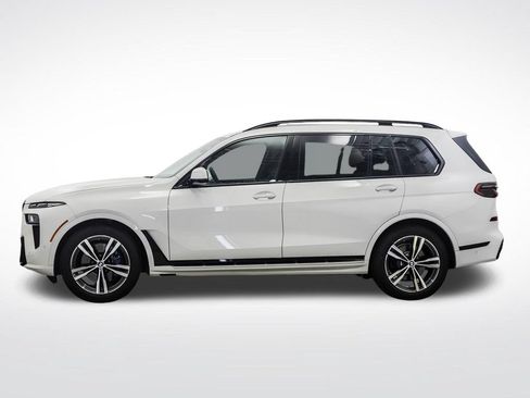 Certified 2026 BMW X7 xDrive40i AWD/4WD image 2