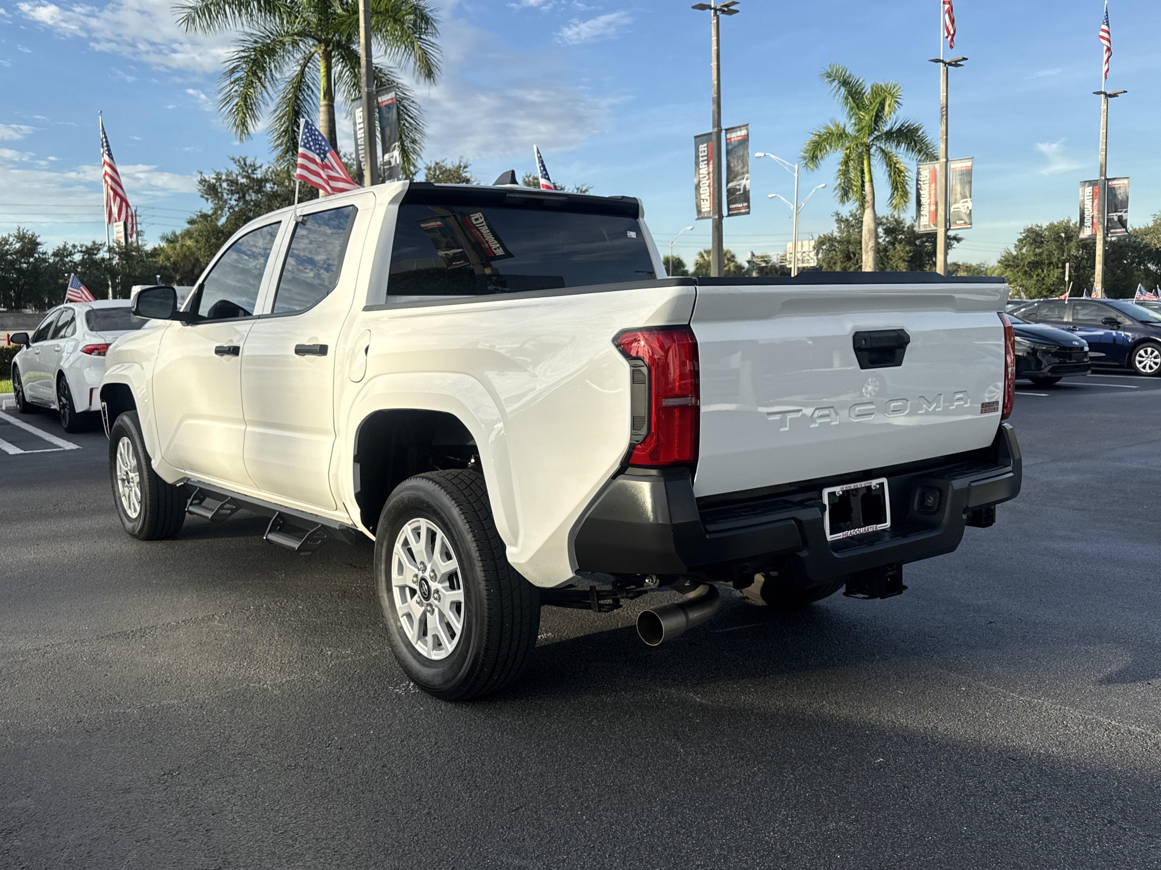 Used 2024 Toyota Tacoma SR RWD image 8