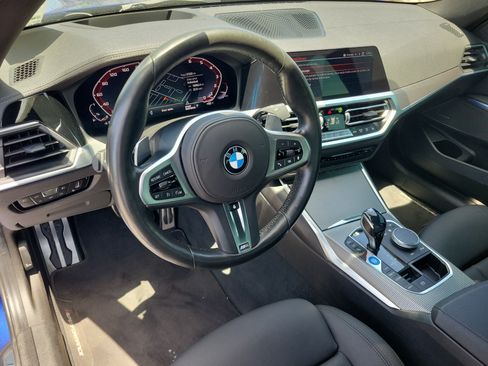 Used 2020 BMW 330i Sedan w/ M Sport Package RWD image 19