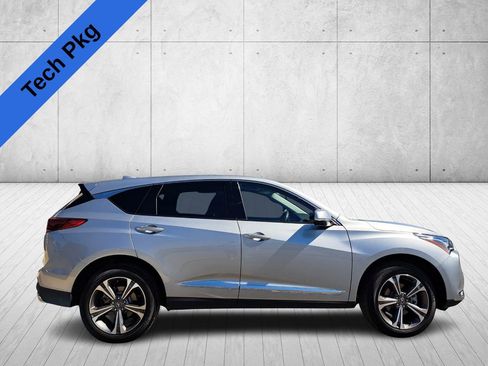 Used 2025 Acura RDX w/ Technology Package image 4