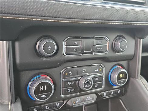 Used 2023 Chevrolet Tahoe Premier w/ Advanced Technology Package image 13