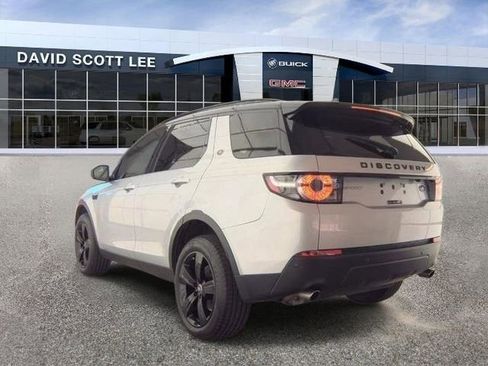 Used 2016 Land Rover Discovery Sport SE AWD/4WD image 4