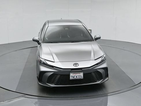 Used 2025 Toyota Camry SE FWD image 41
