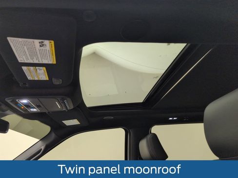 Used 2025 Ford F150 Raptor image 8