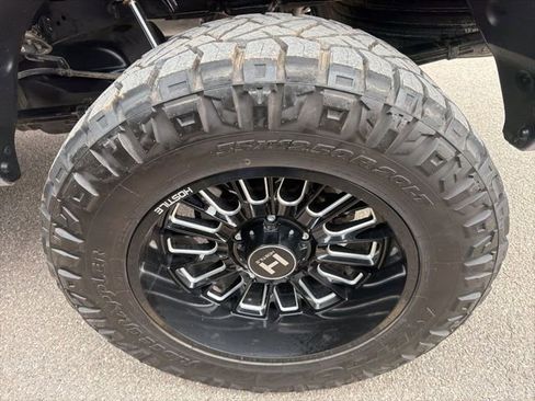 Used 2020 Toyota Tundra SR5 w/ SR5 Upgrade Package image 39