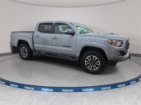 Used 2021 Toyota Tacoma TRD Sport image 5