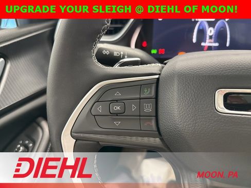 New 2025 Jeep Grand Cherokee Altitude w/ Trailer Tow Package image 24